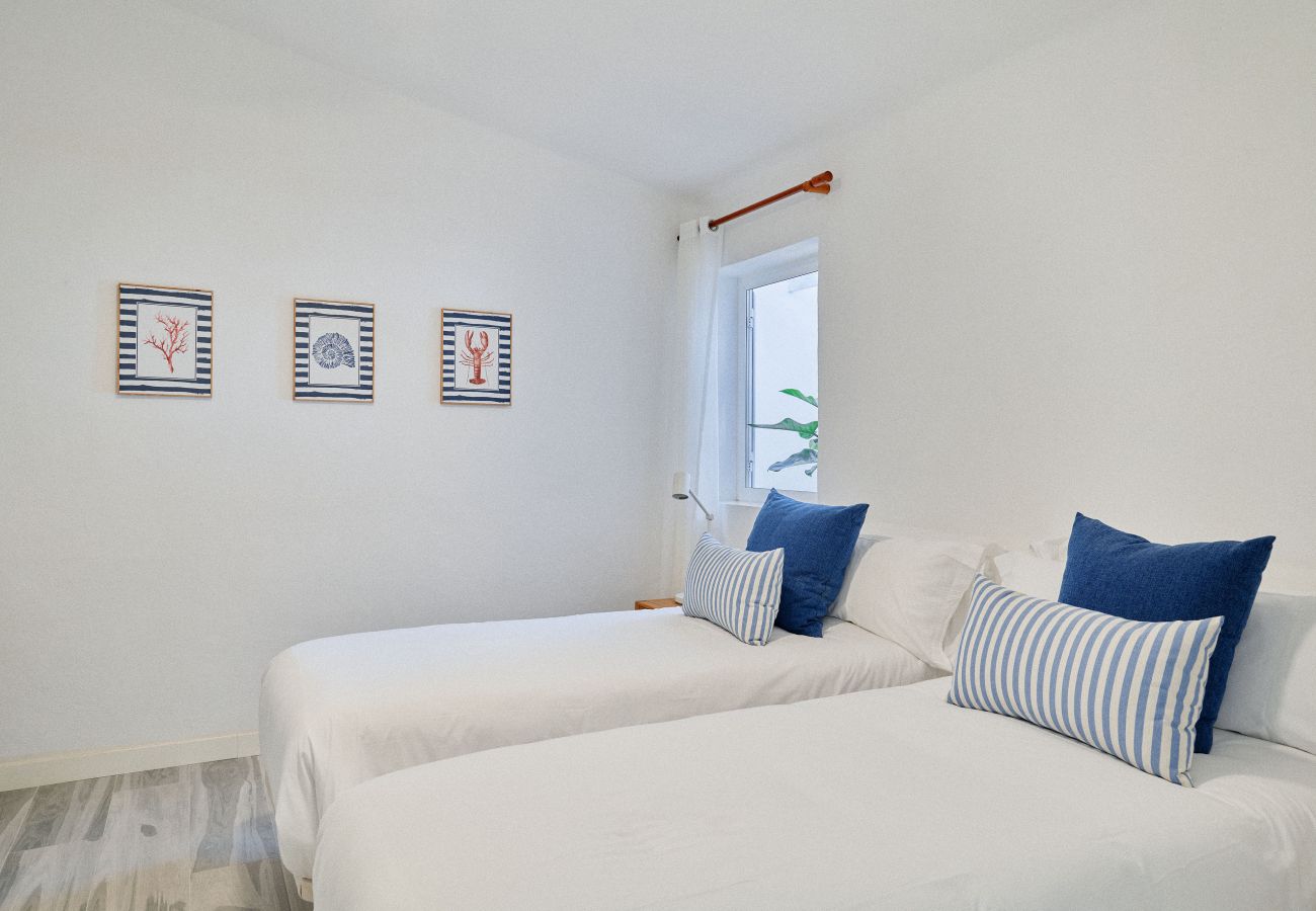 Bungalow en San Miguel de Abona - Bright oceanfront bungalow: views, garden, coastal