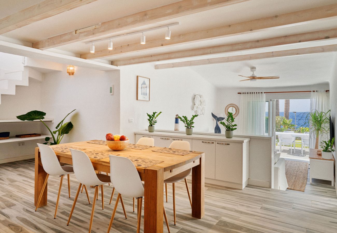 Bungalow en San Miguel de Abona - Bright oceanfront bungalow: views, garden, coastal