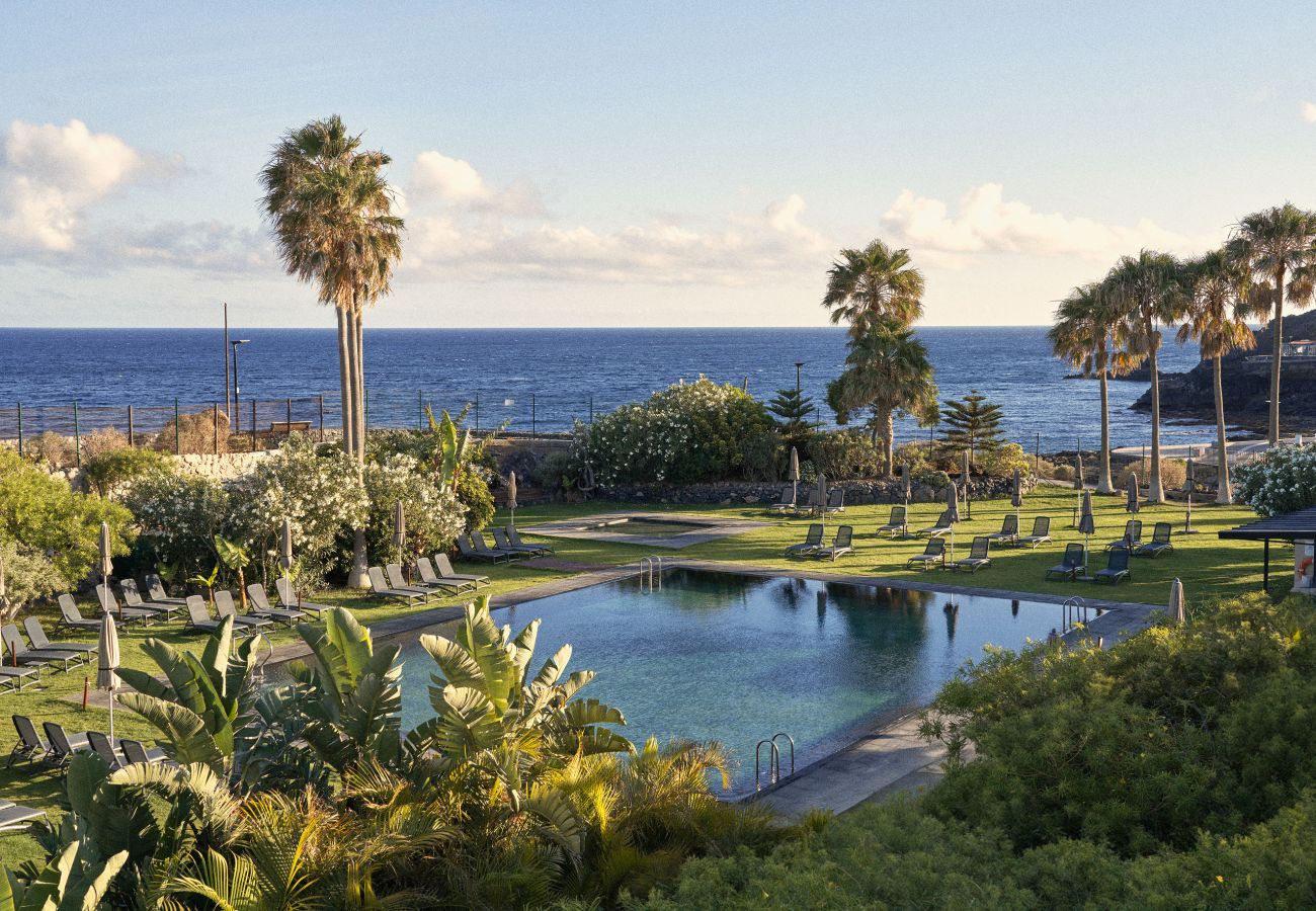 Bungalow en San Miguel de Abona - Bright oceanfront bungalow: views, garden, coastal